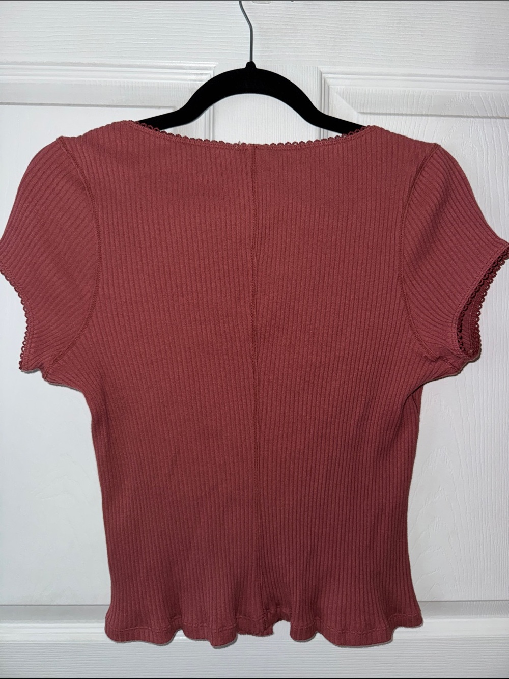 Free People Ribbed Button-Front Top in Mauve - Picture 3 of 3